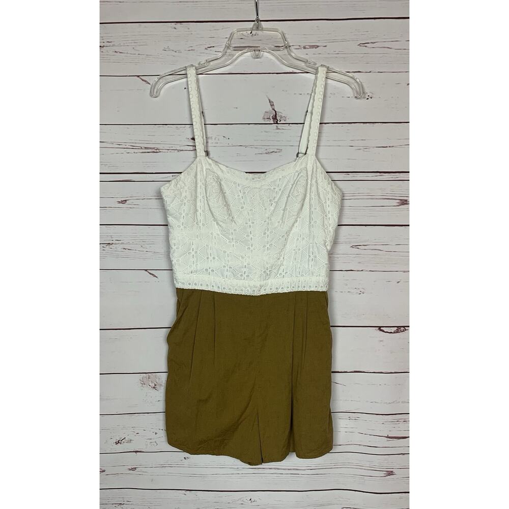 Anthropologie Women's M Medium Addie Laced Shorts Cream Romper by Mermaid Brand